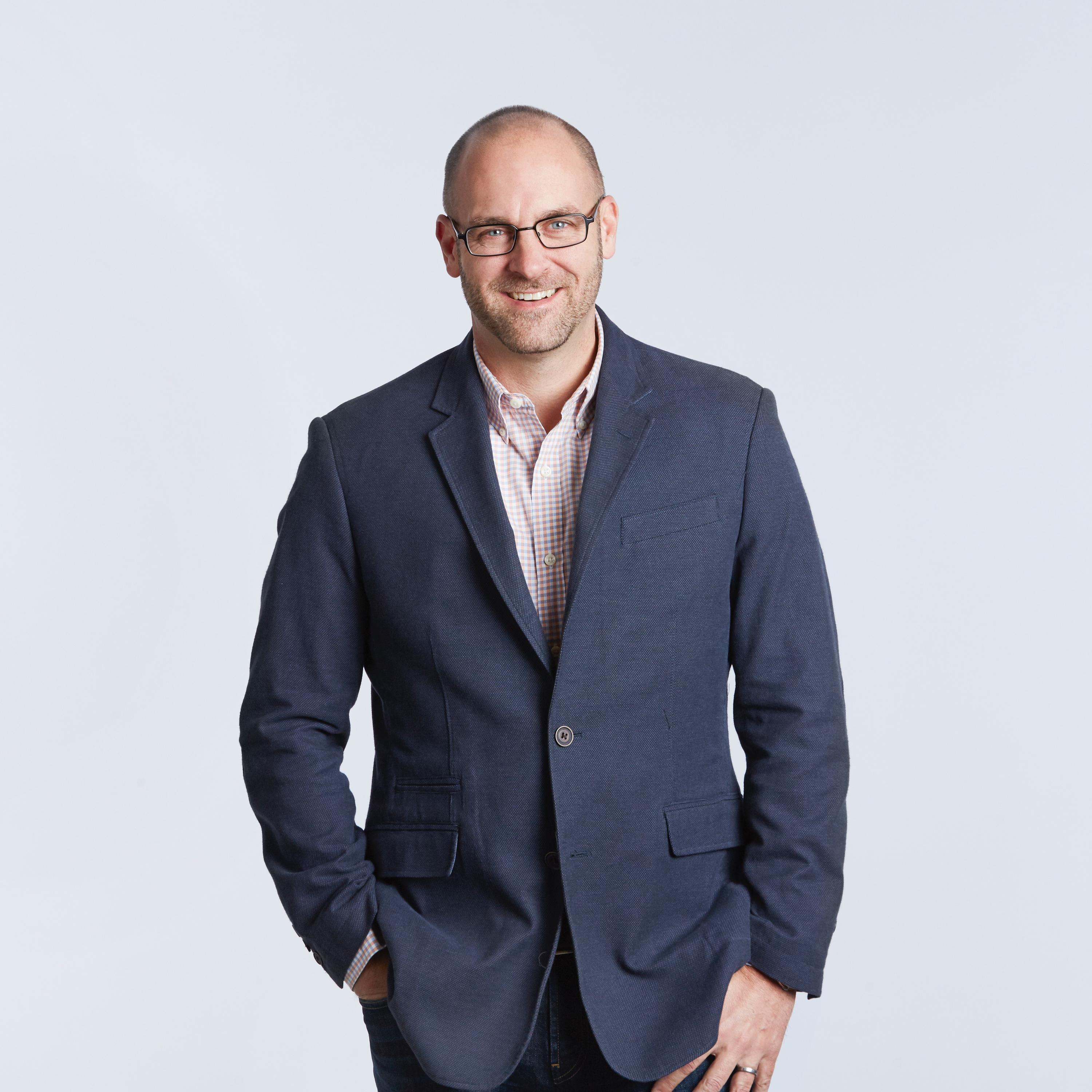 Brad Vesperini 6176