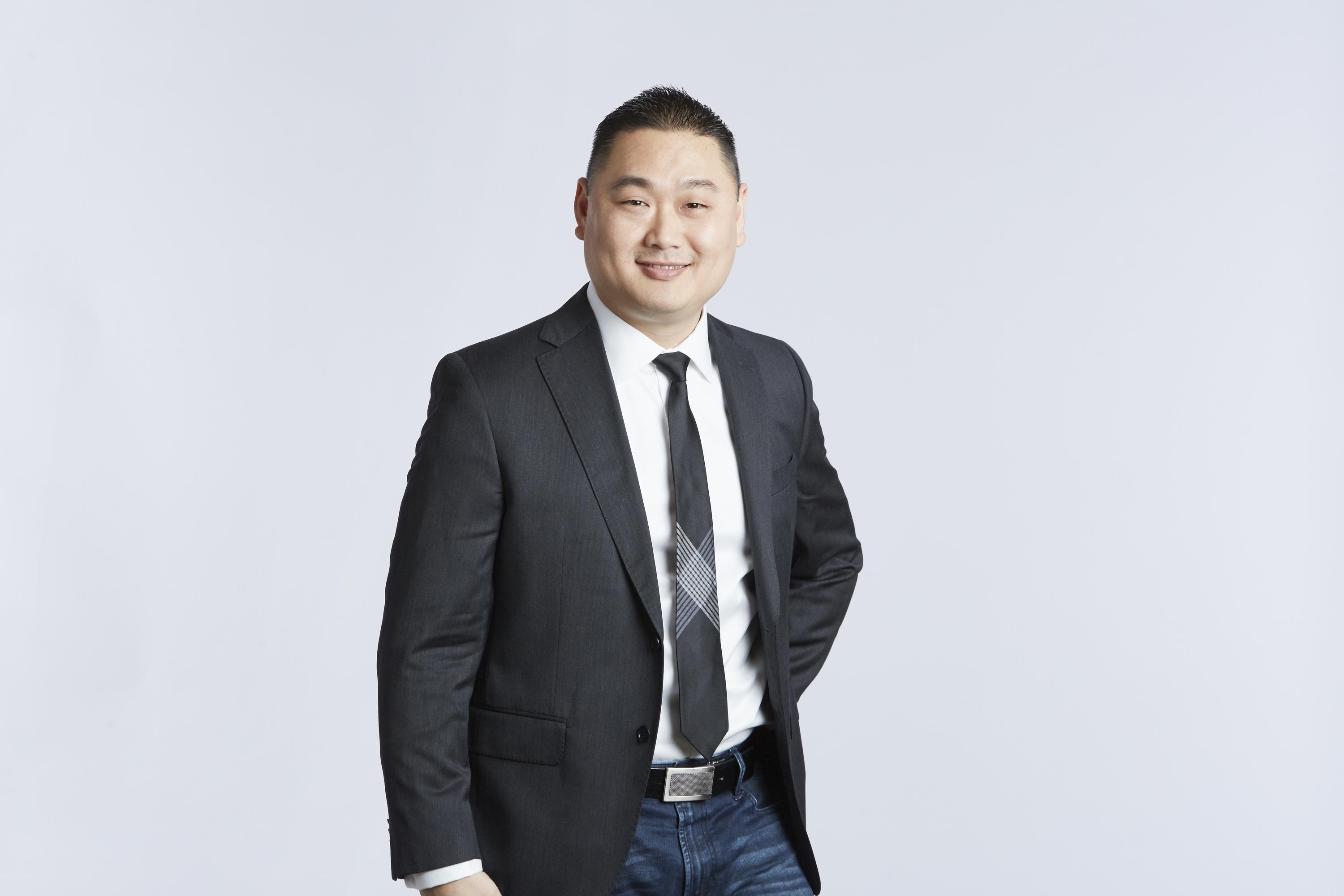 Joseph Lee 6749